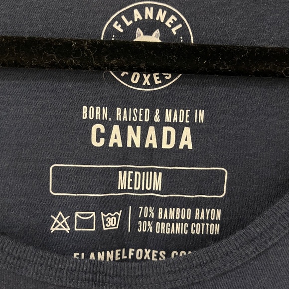 Flannel Foxes Tank. Navy. Medium. - Picture 2 of 4